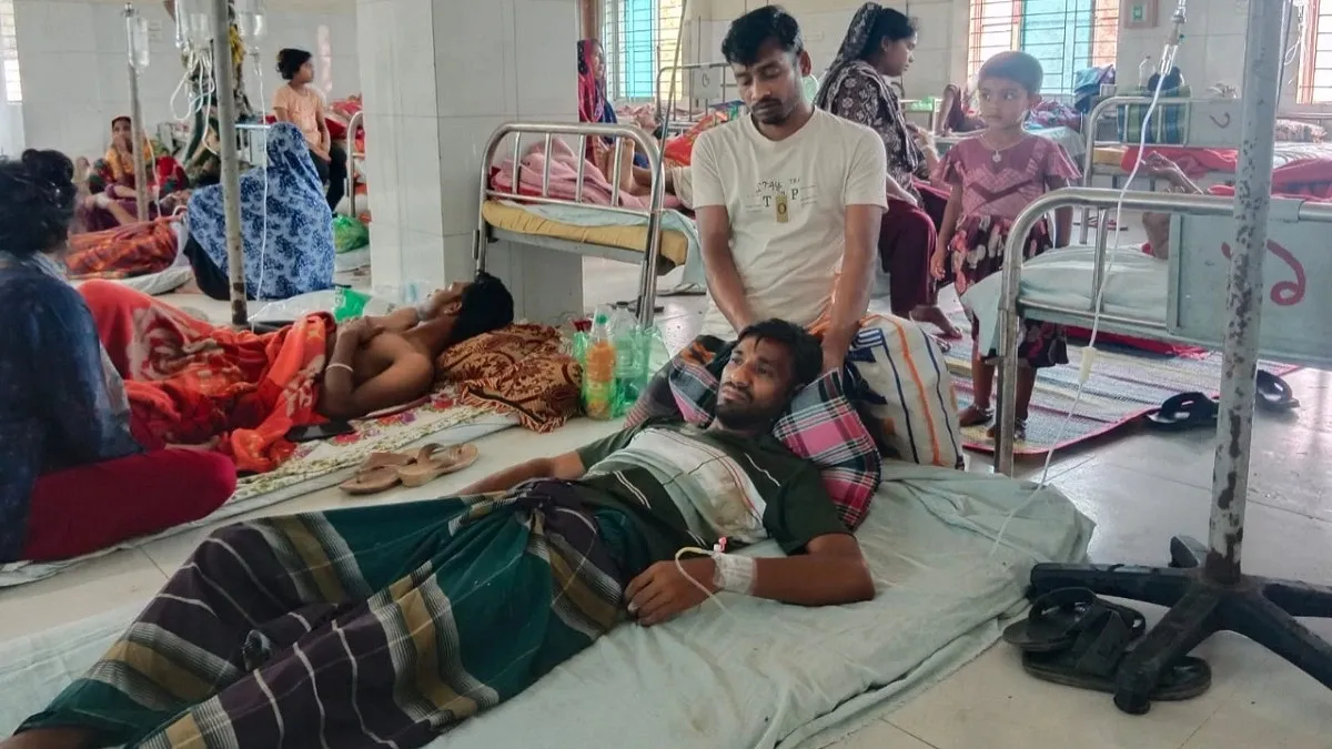 সাটুরিয়ায় জমি নিয়ে বিরোধে সাংবাদিকের ওপর হামলা