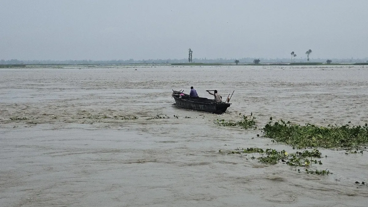 বিপৎসীমার এক সেন্টিমিটার নিচে তিস্তার পানি, রাজারহাটে বন্যার শঙ্কা