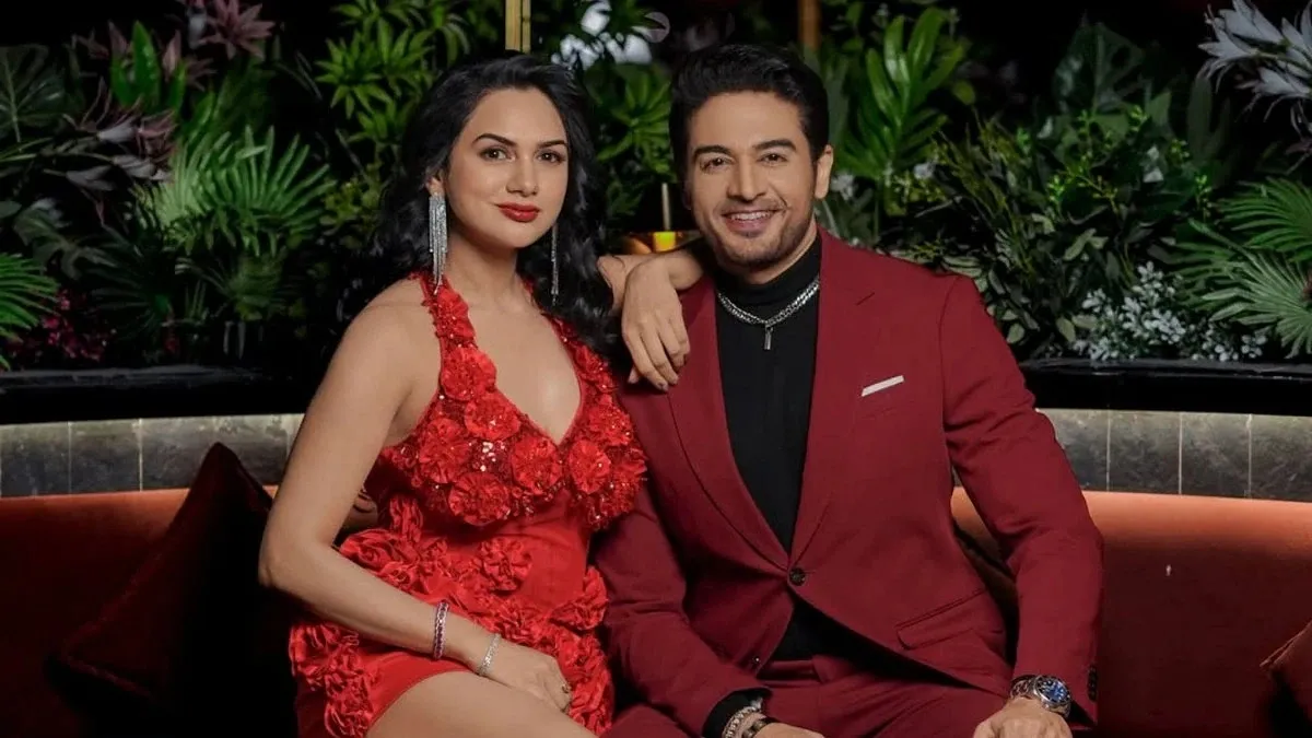 ‘বিগ বস’ তারকা গৌরবের সঙ্গে বিচ্ছেদের পথে আকাঙ্ক্ষা