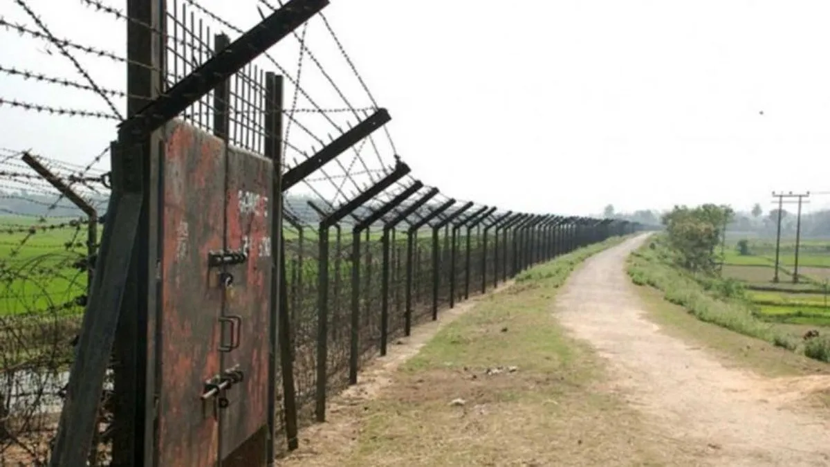 সীমান্তের কাঁটাতারে রাজনীতির ছায়া : ভারত-বাংলাদেশ সম্পর্কে কি নতুন সংকটের ইঙ্গিত?