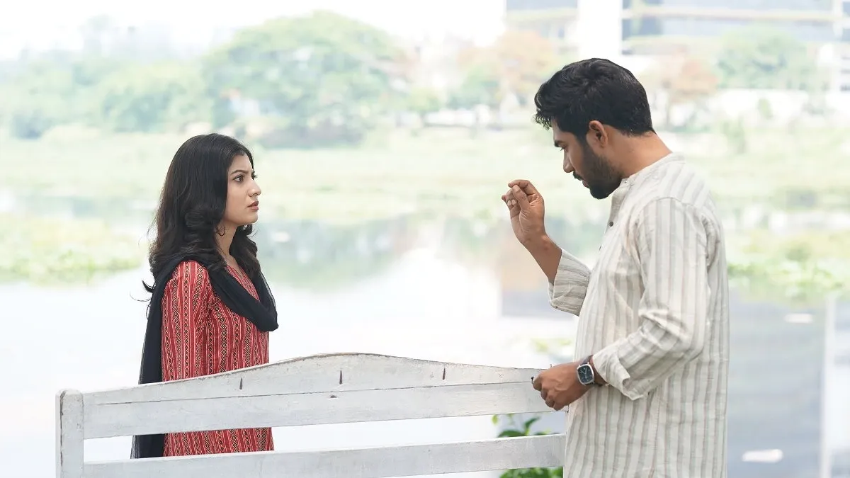 ঈদের নাটকের ভিড়ে ‘বই পোকা’