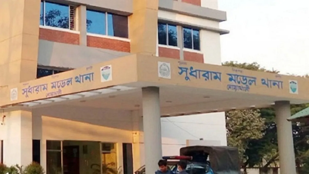 সিএনজি-কাভার্ডভ্যান সংঘর্ষে প্রাণ গেল মাদরাসাছাত্রের