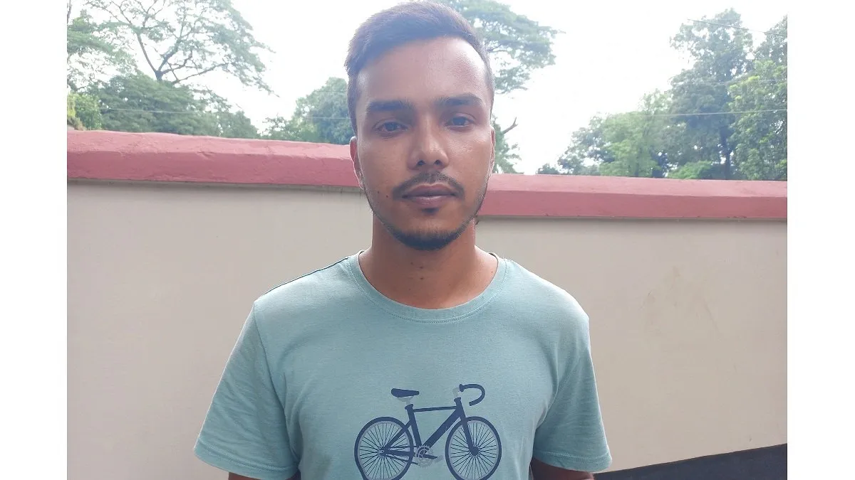 ঘুমন্ত যুবককে অ্যাসিড নিক্ষেপ, অভিযুক্ত প্রাক্তন স্ত্রীসহ ৪ জন