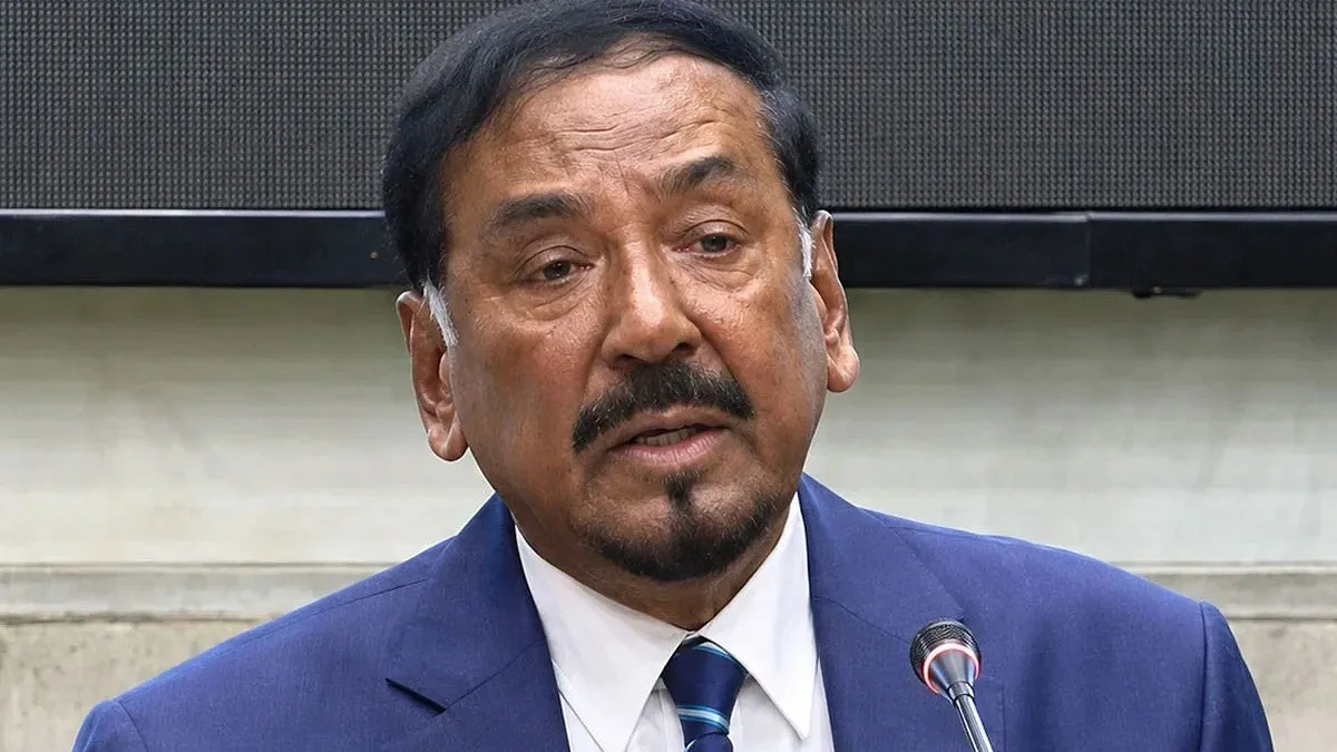 ভারপ্রাপ্ত রাষ্ট্রপতি হাফিজ উদ্দিন আহমদ, প্রজ্ঞাপন জারি