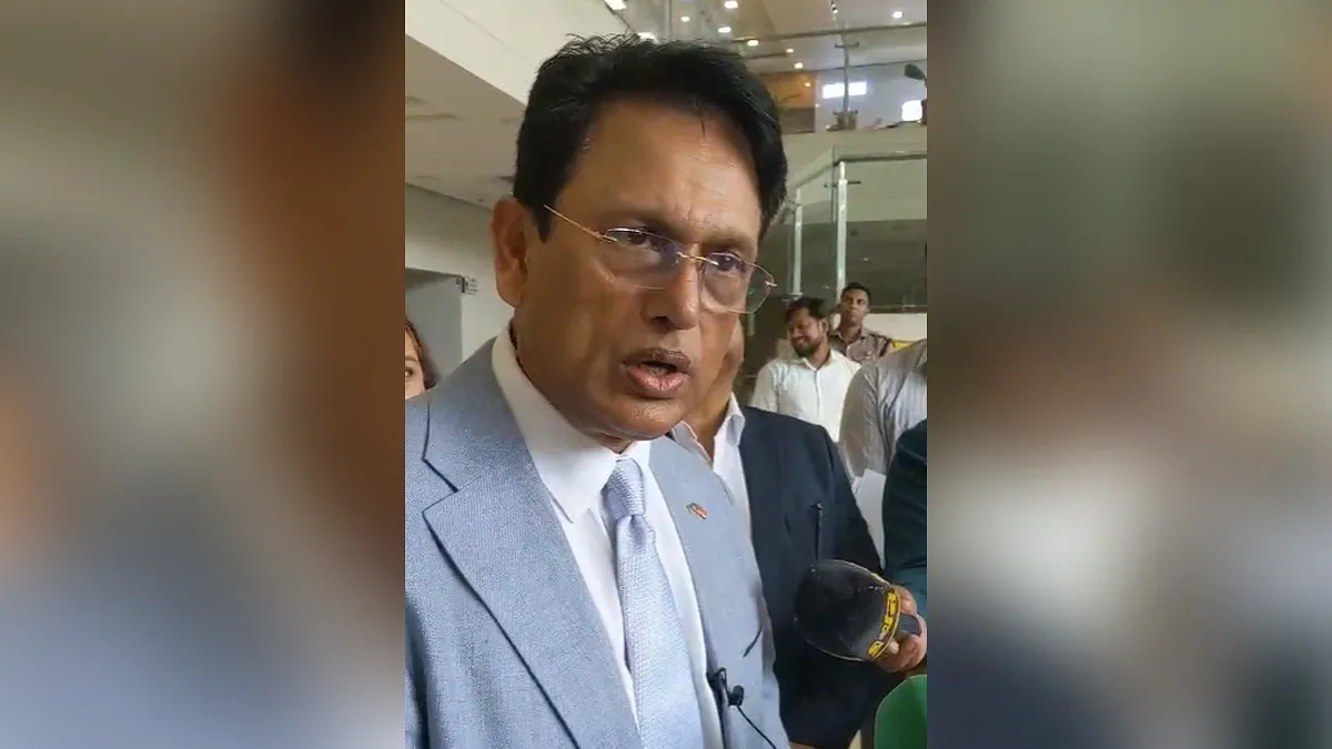 বিদেশে উচ্চশিক্ষায় যেতে ভিসা সহজ করার কথা বললেন শিক্ষামন্ত্রী
