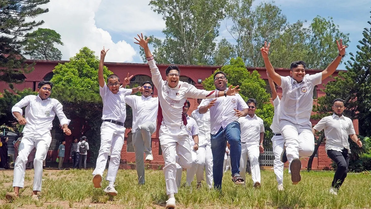 চট্টগ্রাম বোর্ডে এসএসসিতে ২১ বিদ্যালয়ে শতভাগ পাস, ফেল ৮ প্রতিষ্ঠানে