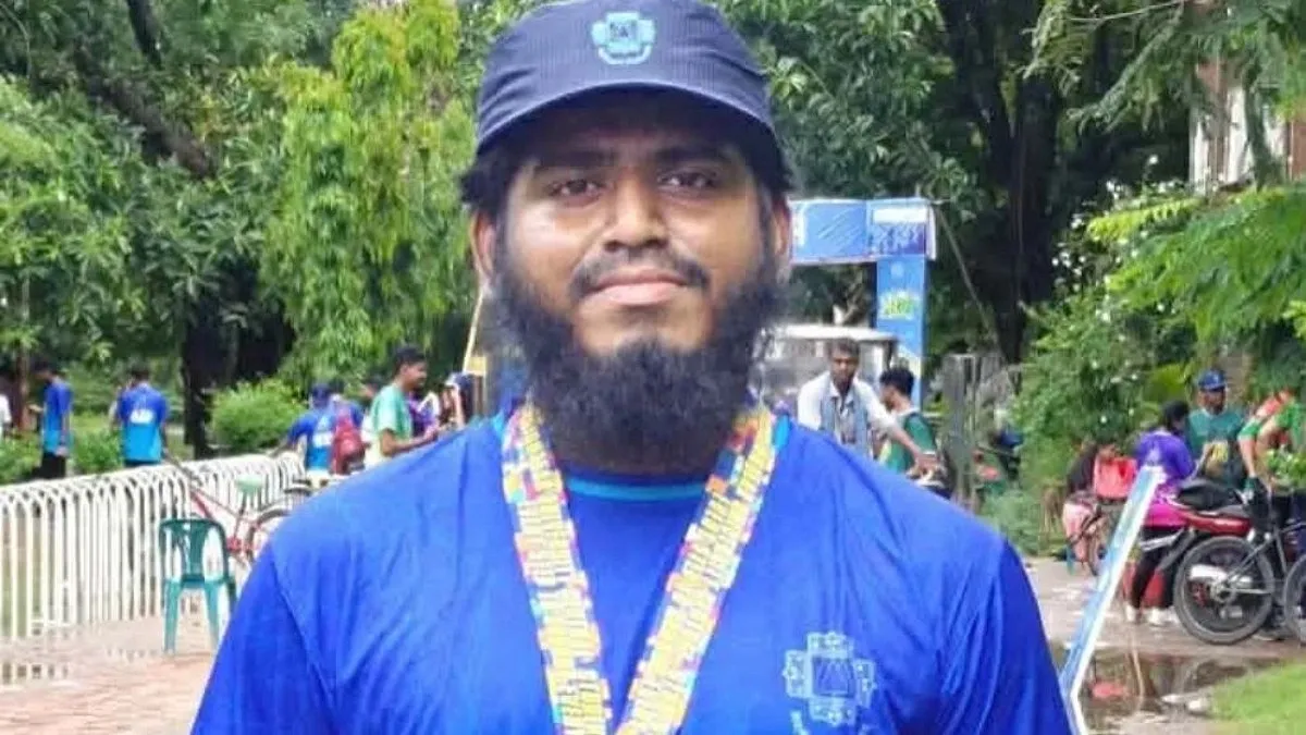 জুলাই নিয়ে বিতর্কিত পোস্ট, জাবি শিক্ষার্থী সাময়িক বহিষ্কার