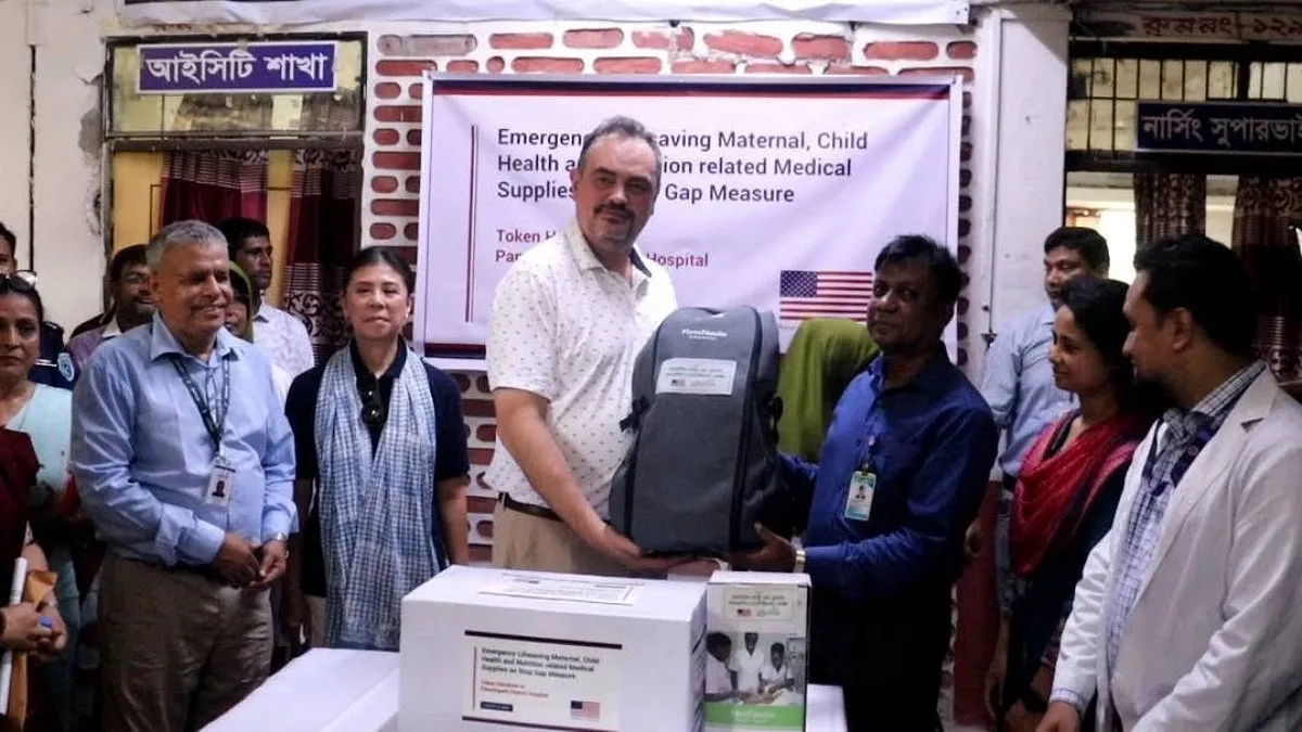 বাংলাদেশের স্বাস্থ্যখাতে ২৪ লাখ ডলারের সরঞ্জাম দিচ্ছে যুক্তরাষ্ট্র