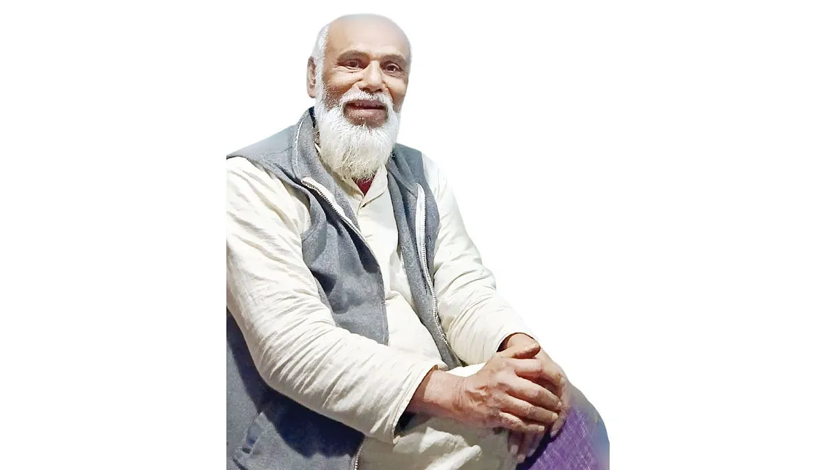 ছবি এঁকে নবনূরের  ছয় দশক