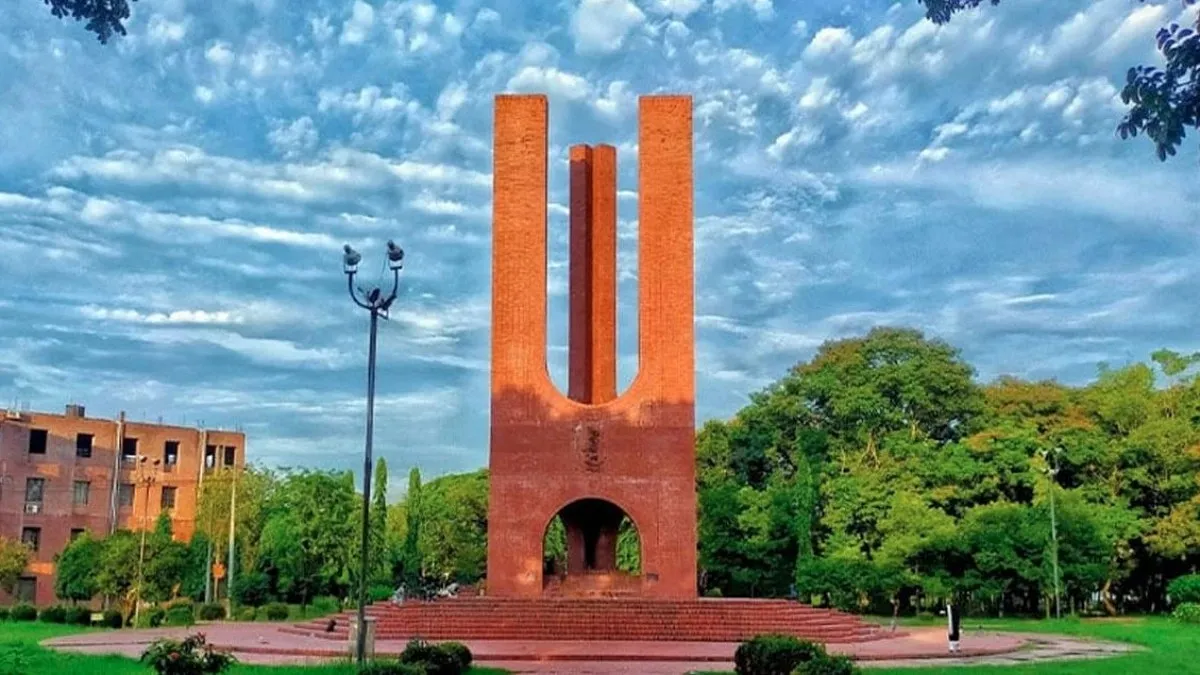জাবির উপ-উপাচার্যের বিরুদ্ধে ক্ষমতার অপব্যবহার ও অনিয়মের অভিযোগ