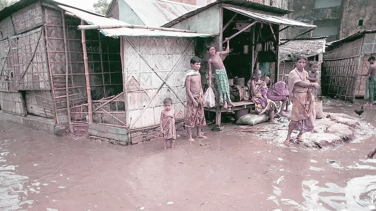 ঢাকা কলকাতা মুম্বাইয়ের মানুষ বাস্তুচ্যুতির ঝুঁকিতে