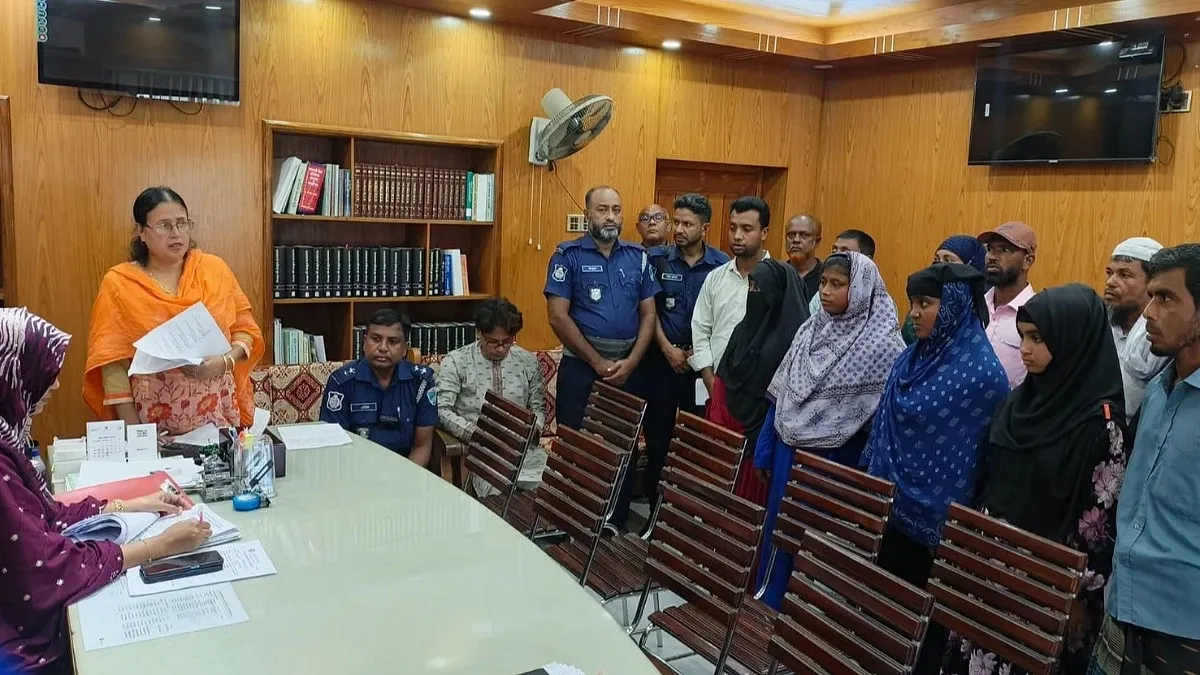 ১৩ ছাত্রীর বাল্যবিয়ের তথ্য, অভিভাবকদের সতর্ক করল প্রশাসন