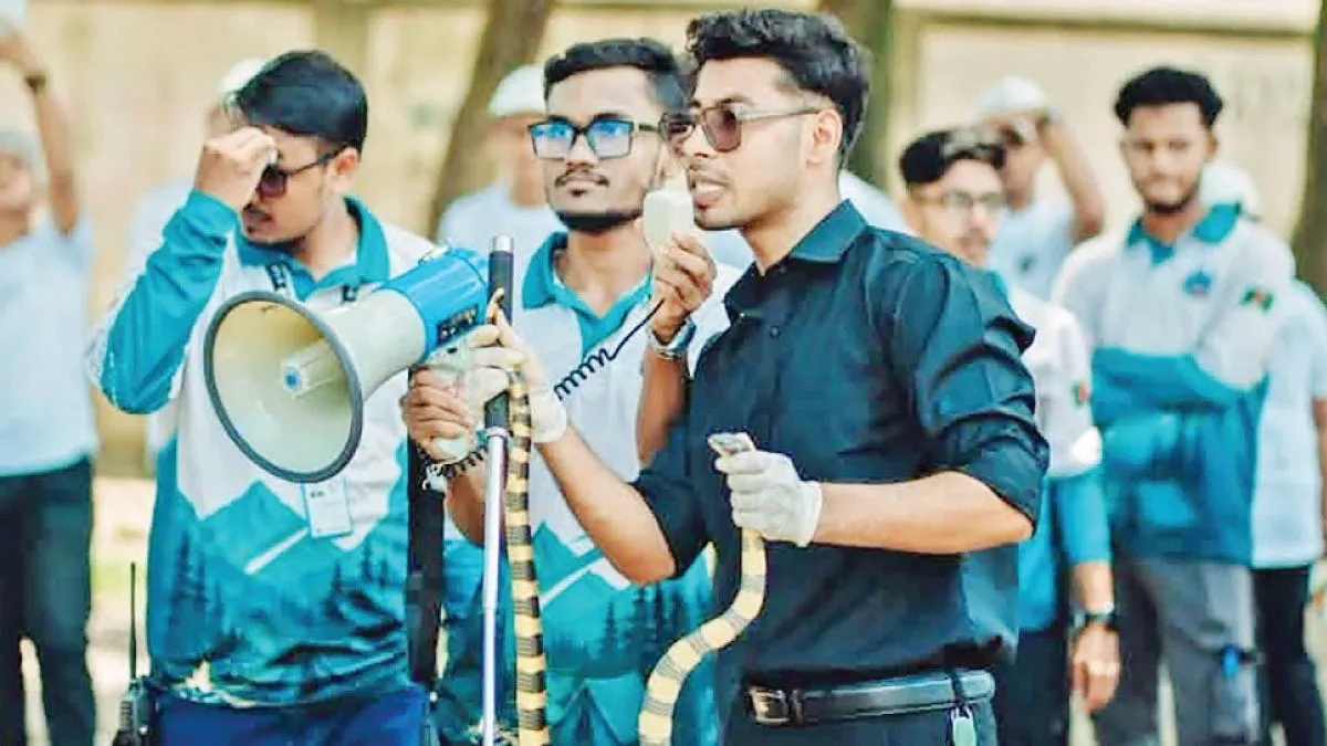 বন্যপ্রাণী অবমুক্ত করেন অয়ন