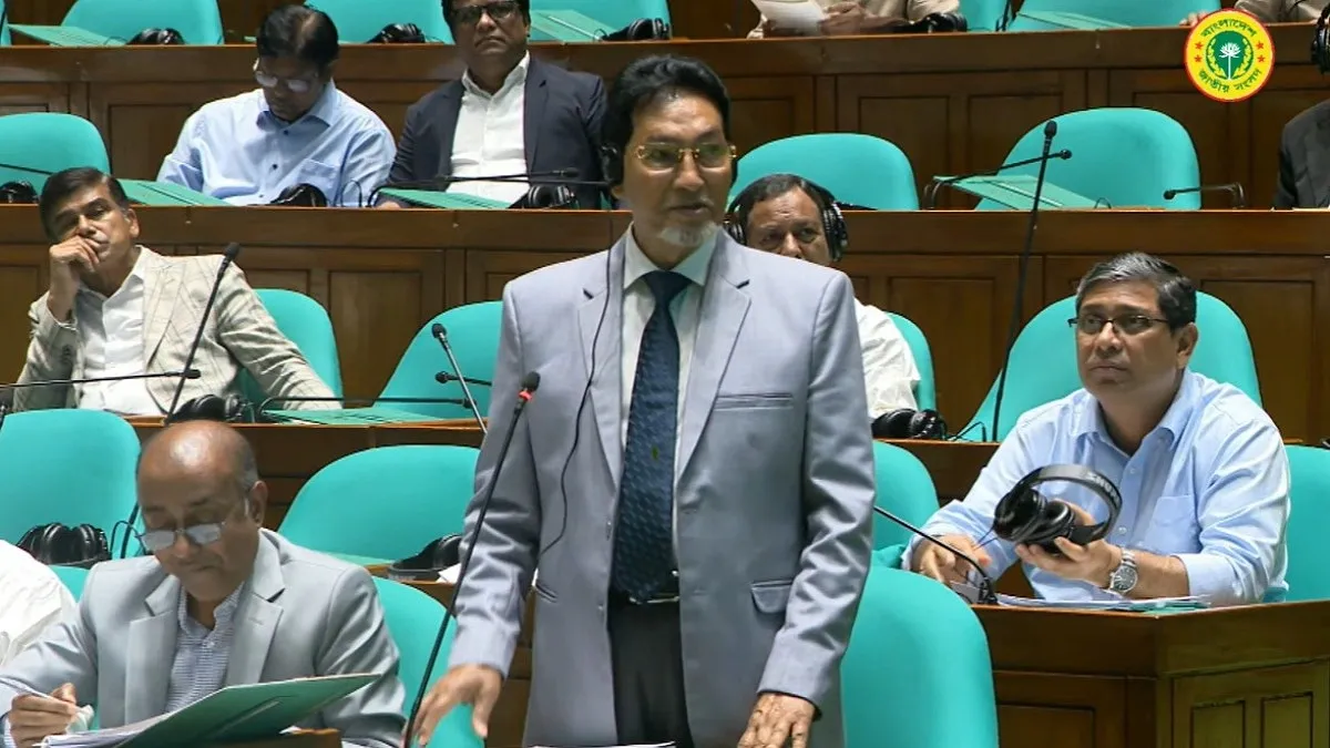 এমপিদের ফোন ‘হ্যাক’ করে টাকা চেয়ে চিফ হুইপকে কল