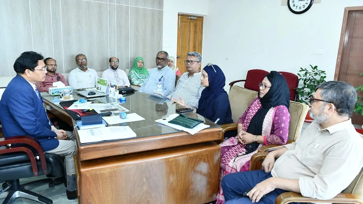 অ্যাপ্লাইড আইসিটি পাঠদানে ৯০০ মাস্টার ট্রেইনার তৈরি করবে জাতীয় বিশ্ববিদ্যালয়