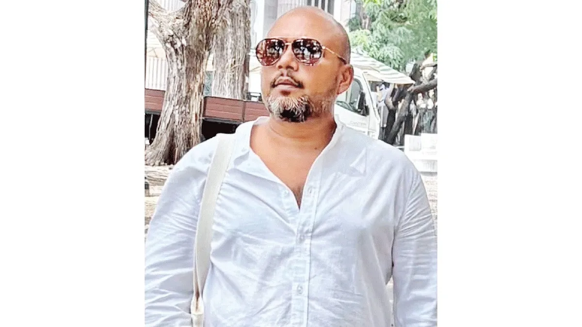 জীবনটা সরল আর সাধারণ