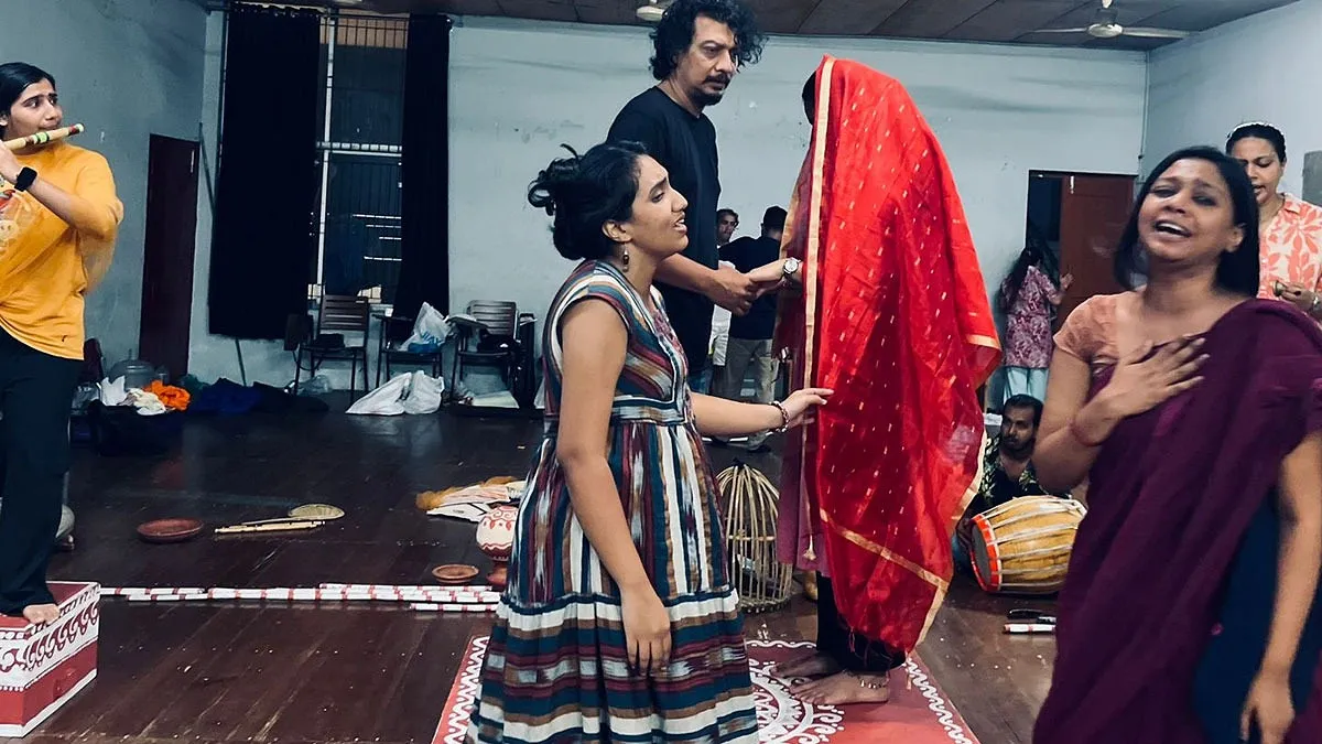 শরতের শুভ্রতায় আসছে ‘মলুয়া’র পালা