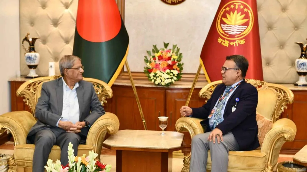 রাষ্ট্রপতির সঙ্গে সাক্ষাৎ জাতীয় বিশ্ববিদ্যালয় ভিসির
