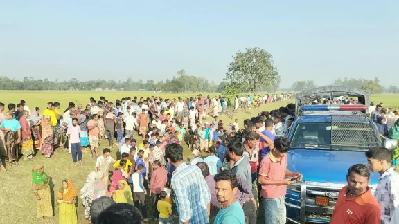 অটোরিকশা নিয়ে পালাচ্ছে চোর, মসজিদের মাইকে ঘোষণার পর পিটুনিতে নিহত ২