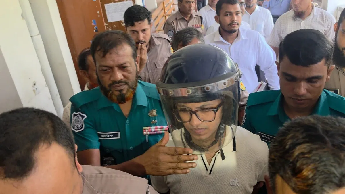 প্রশ্ন ফাঁসে আলোচিত গাড়িচালক আবেদের ছেলের ৪ বছরের কারাদণ্ড