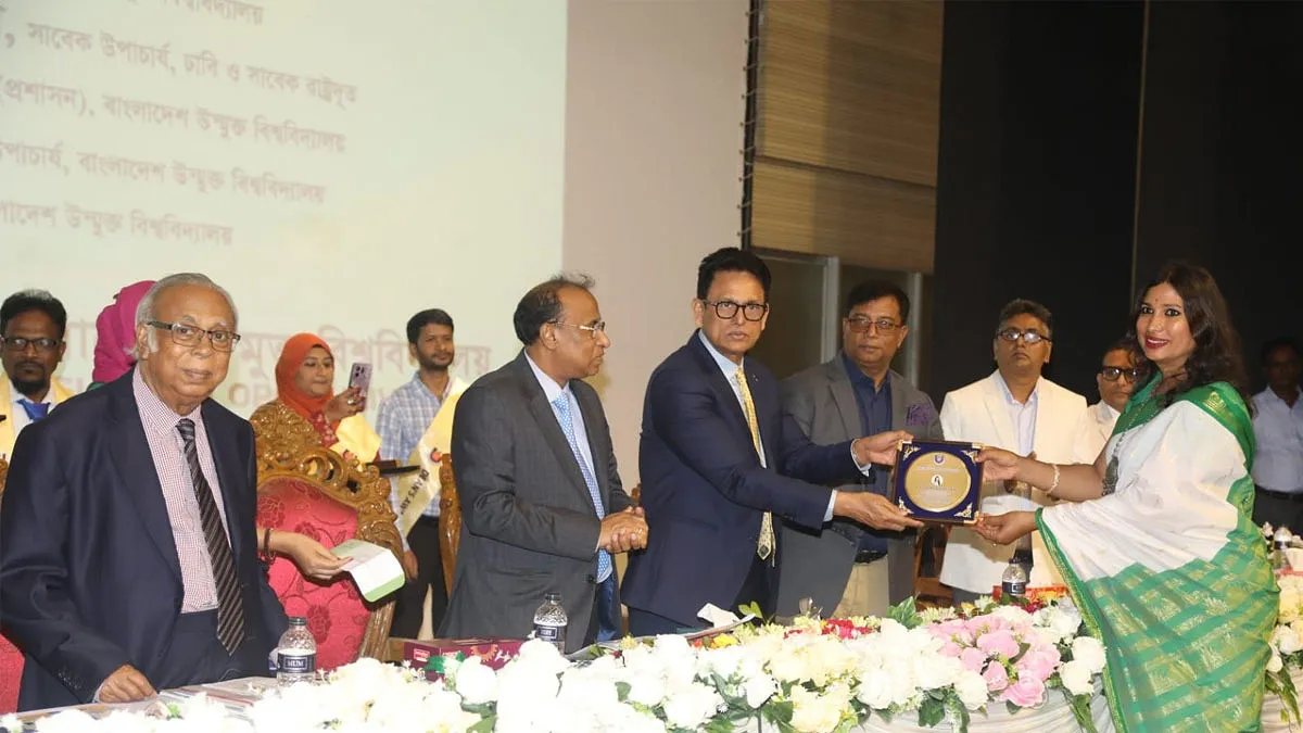 উচ্চশিক্ষায় বৈষম্য কমাতে স্যাটেলাইট টিভি চালুর পরিকল্পনা ইউজিসির