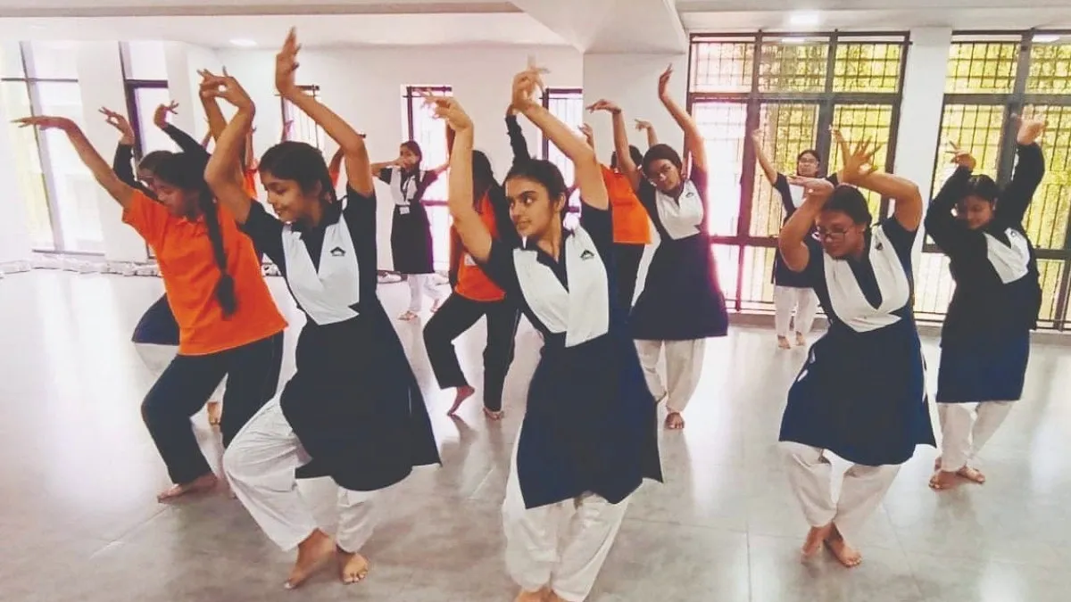শিল্পকলায় সানিডেলের ‘আলাদিন’, দুই দিনে তিন প্রদর্শনী