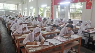 এইচএসসির ফল প্রকাশের তারিখ পরিবর্তন