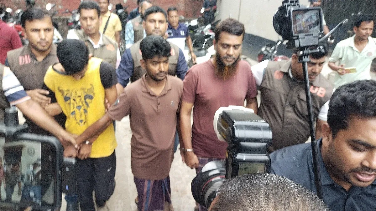 ১০২ ভরি স্বর্ণ ছিনতাইয়ে গ্রেপ্তার ৪, উদ্ধার ৮৮ লাখ টাকা