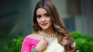 তানজিন তিশার বিরুদ্ধে মামলা এবার হত্যার হুমকির অভিযোগে