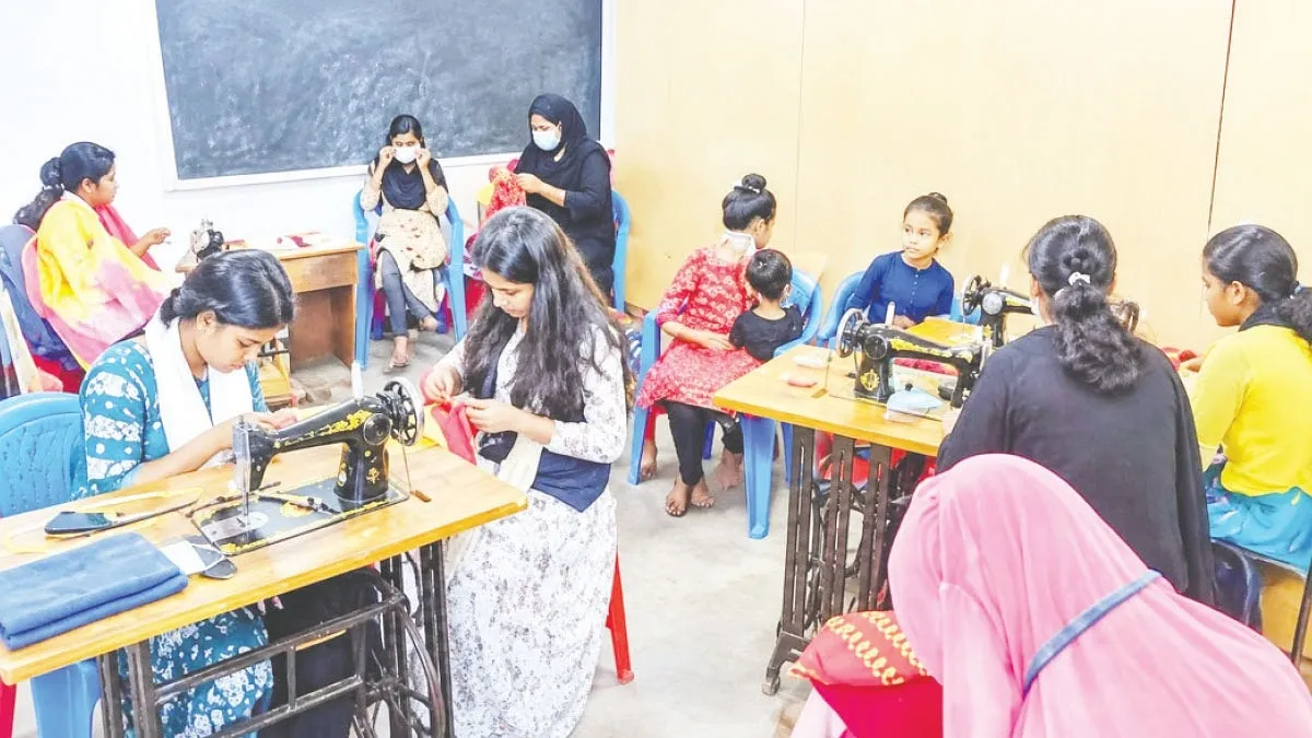 পিছিয়ে পড়া জনগোষ্ঠীর বাতিঘর লিটন
