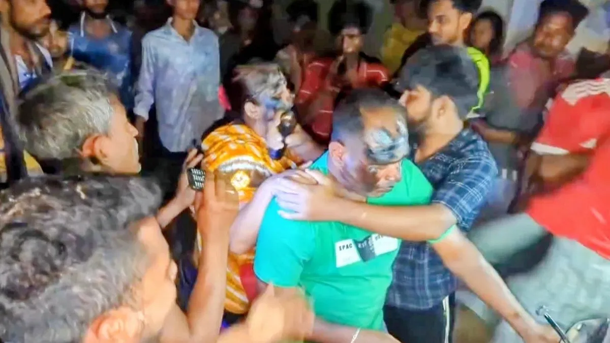 স্ত্রীকে সঙ্গে রেখেই শ্যালিকাকে বিয়ে, চুনকালি মেখে টিকটকারকে গ্রামছাড়া করলেন এলাকাবাসী