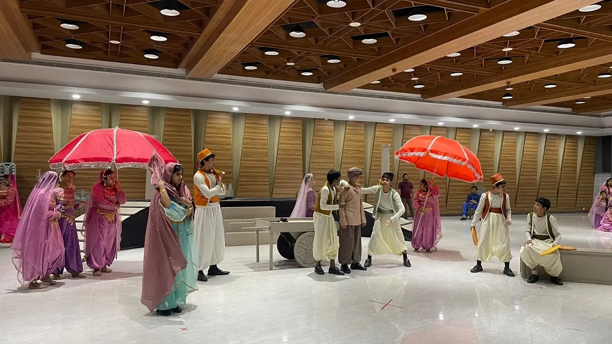 সানিডেইল মঞ্চে ‘আলাদিন’, থাকছেন আবুল হায়াত ও মামুনুর রশীদ