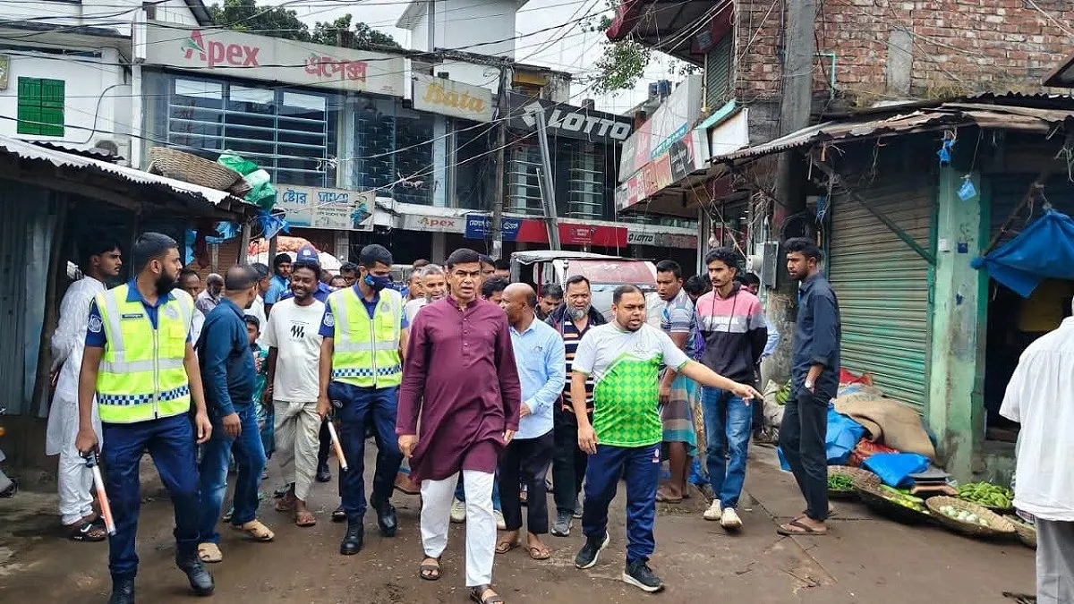 উচ্ছেদের পর ব্যবসায়ীদের পুনর্বাসনের নির্দেশ পানিসম্পদ প্রতিমন্ত্রীর