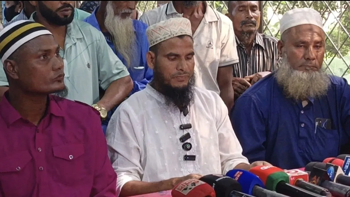 পুলিশি বাধায় পণ্ড নির্মাণশ্রমিকদের সমাবেশ