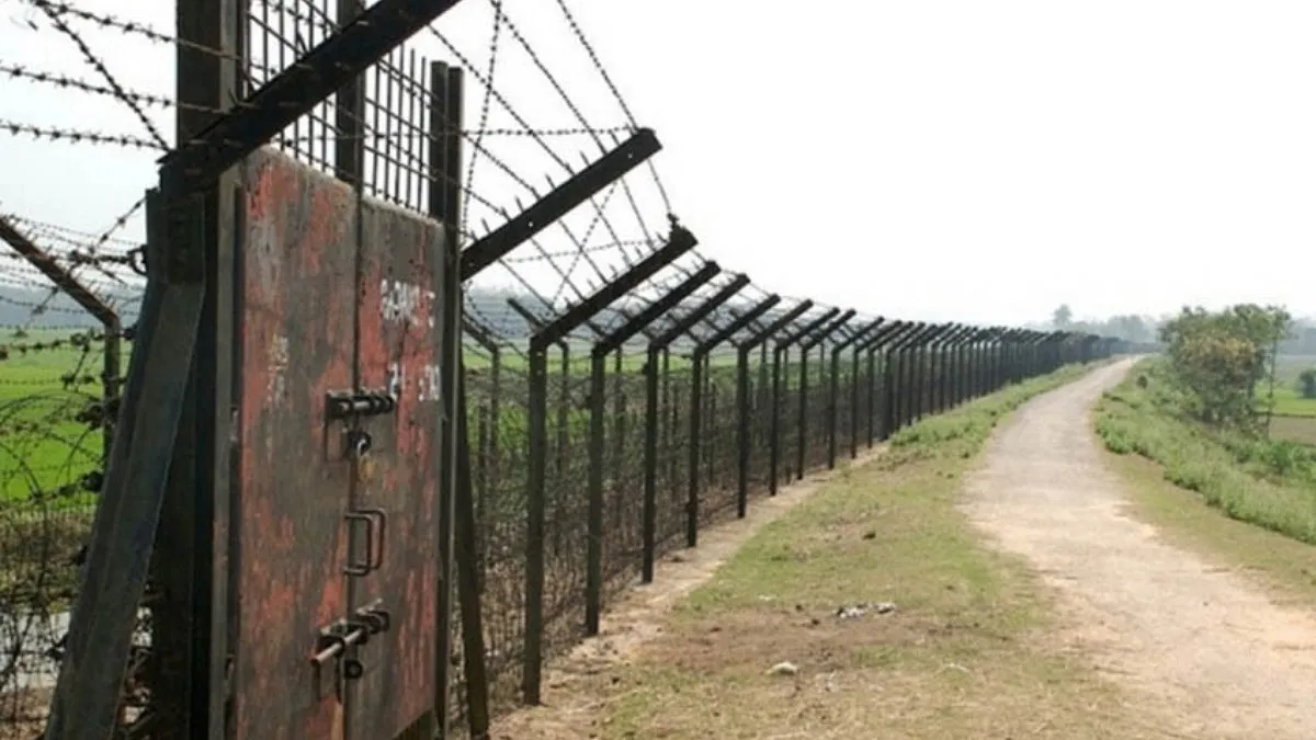 মহেশপুর সীমান্তে বিএসএফের রাবার বুলেটে বাংলাদেশি যুবক আহত