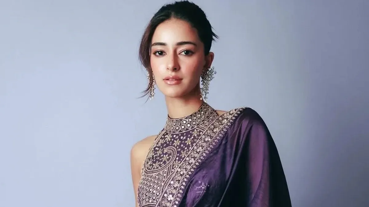 প্রথমবারের মতো সঞ্চালনায় অনন্যা পাণ্ডে