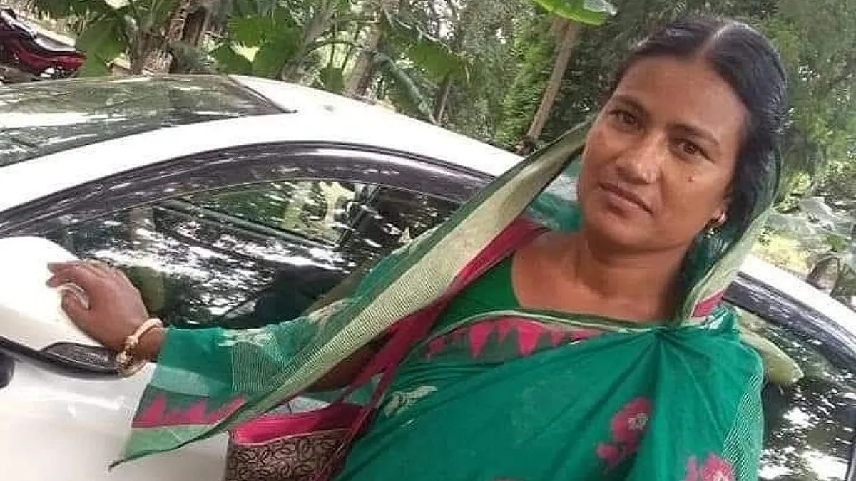 ৫২ বছরে শেফালীর এইচএসসি জয়