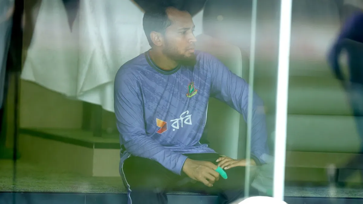 চোট নিয়ে একাদশের বাইরে মুশফিকুর রহিম