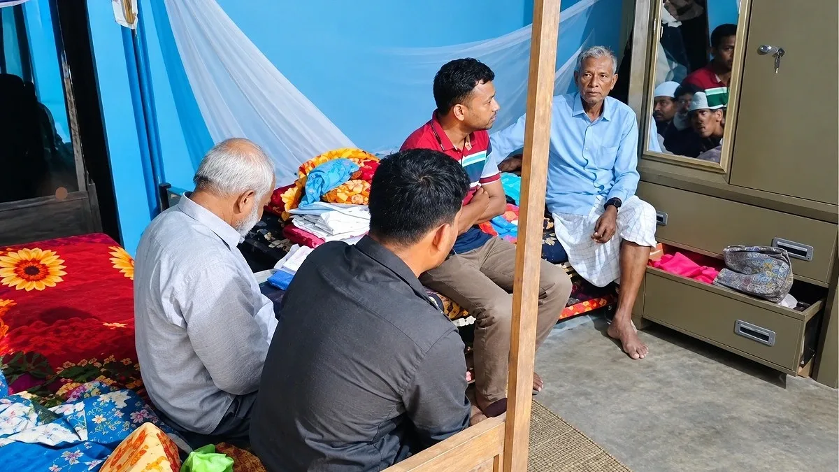 রাজনগরে সাবেক শিক্ষকের বাড়িতে ডাকাতি, স্বর্ণালংকার-নগদ টাকা লুট