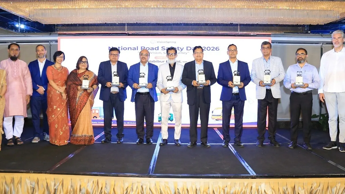 নিরাপদ সড়কে চালকদের সুস্বাস্থ্য ও ভালো দৃষ্টিশক্তি নিশ্চিত করা জরুরি