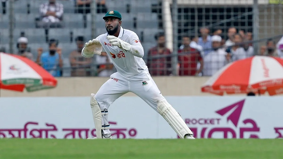 লিটনের জায়গায় জাকের