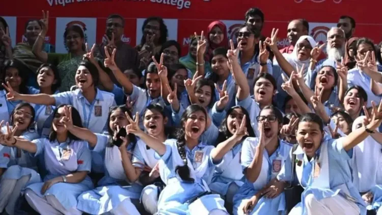 জিপিএ-৫ পাওয়া শিক্ষার্থী কমেছে প্রায় অর্ধেক