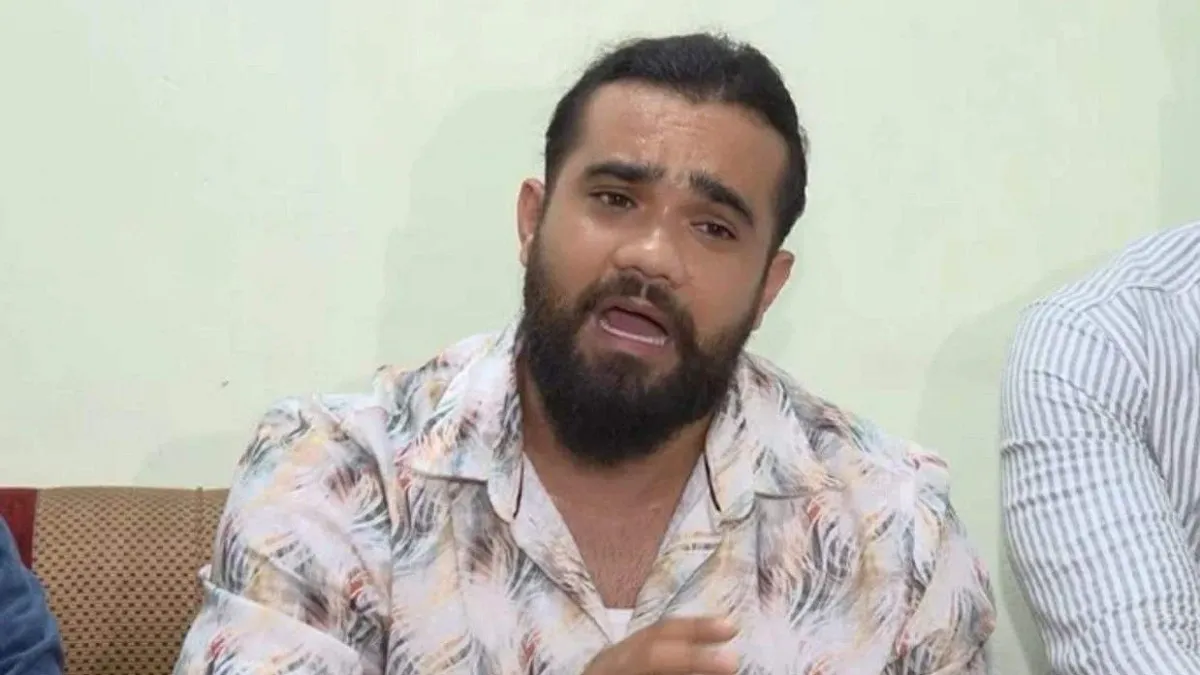 মেয়ের নিরাপত্তা নিয়েই এখন ভয়, সাক্ষাৎকারে রুমি