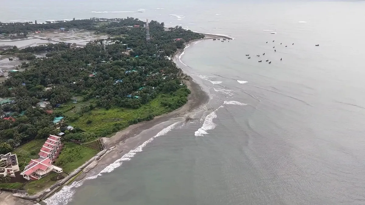 সেন্টমার্টিন খুললেও জাহাজ চলাচলে সময় লাগবে আরও ৩-৪ দিন