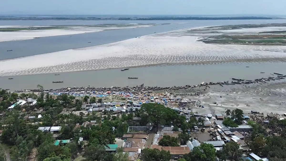 ‘লাল ফিতায়’ আটকে একমাত্র বালু গবেষণা কেন্দ্র