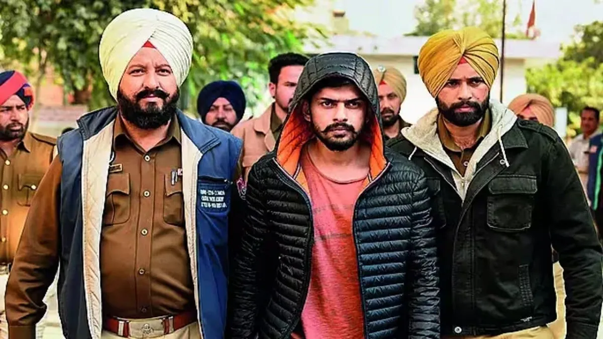 ভারতীয় তারকাদের আতঙ্ক বিষ্ণোই, জেল থেকে কীভাবে চালাচ্ছেন ত্রাসের রাজত্ব