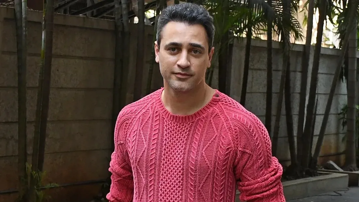 ভারত ছাড়তে হচ্ছে না ইমরান খানকে