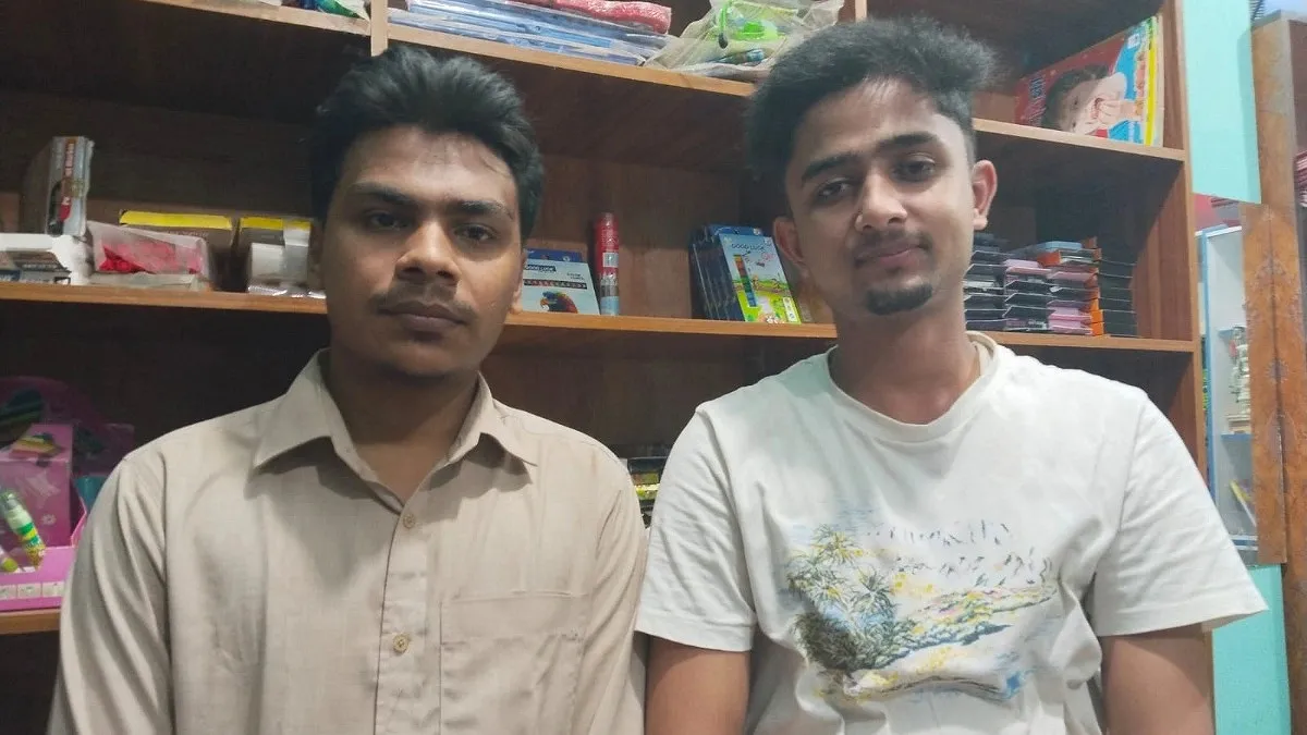 রাস্তায় কুড়িয়ে পাওয়া ৮০ হাজার টাকা মালিককে ফেরত দিলেন দুই যুবক