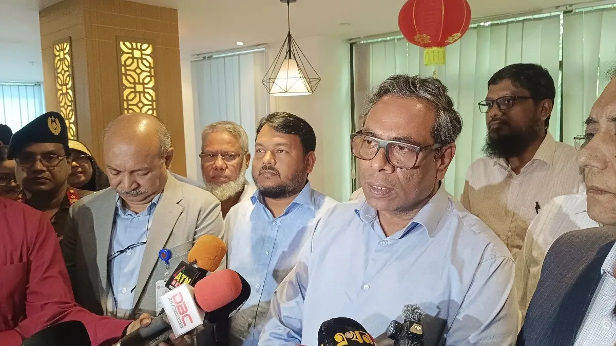স্বাস্থ্য খাতে ৪০ শতাংশ পদ শূন্য, ৫ হাজার চিকিৎসক নিয়োগের উদ্যোগ