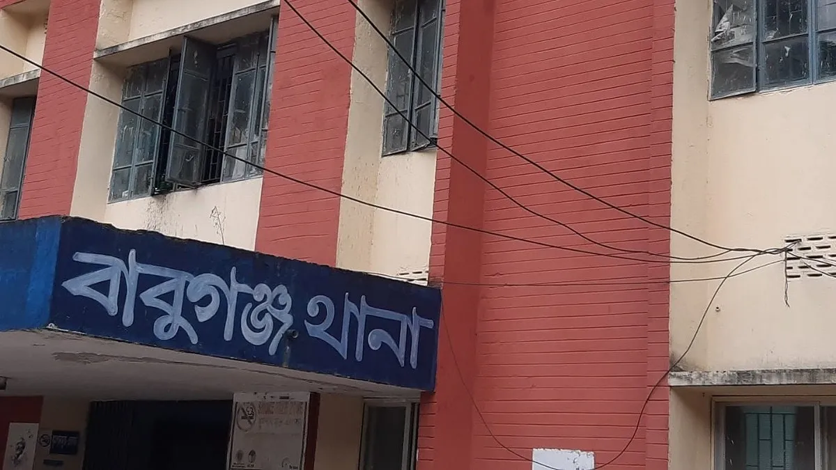 সন্তানদের বিলাসী ফ্ল্যাটে ঠাঁই হয়নি, গ্রামের ভাড়া বাসায় মিলল বৃদ্ধার পচাগলা লাশ